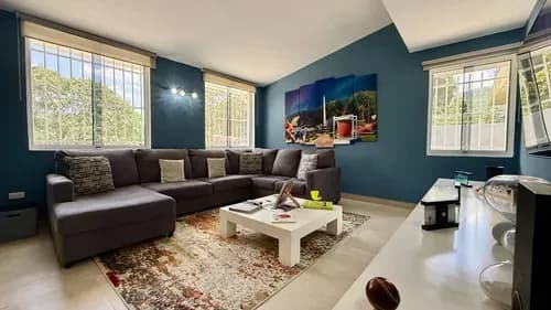Yasmin Roa Vende Casa En Urb Lomas Del Este Tu Oasis De Lujo Y Espacio Cod 331637