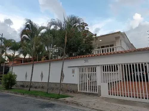 Venta Casa Caurimare, Dos Plantas, Área 685,72 M2.