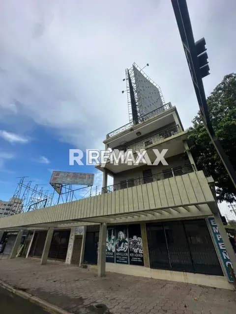 Edificio en venta en Av. 5 de julio