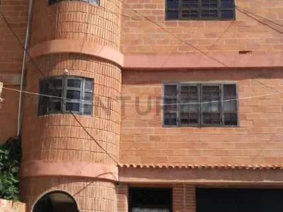 Oportunidad Única: Dos Oficinas Juntas y Equipadas en Maiquetía