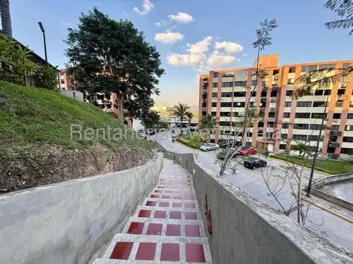Ip Alquilo Apartamento En Los Naranjos Humboldt 26-19796 Yf
