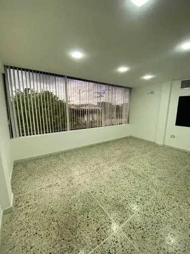 Leandro Araque Inzitu Realtors Vende Galpón En Conjunto Industrial El Ávila, Zona Industrial Municipal Norte, Valencia, Edo Carabobo