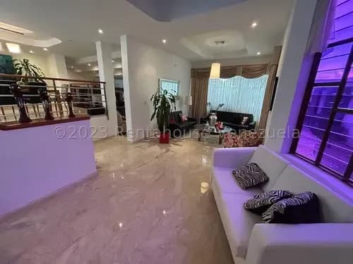 Marydoll Mogollón Vende Magnifica Casa Semi-amoblada En Urb. Monte Real Zona Este Barquisimeto-lara