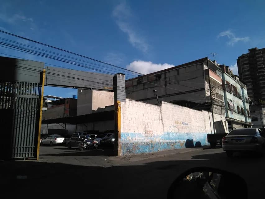 Terreno (Comercial) en Venta en Catia, Distrito Metropolitano