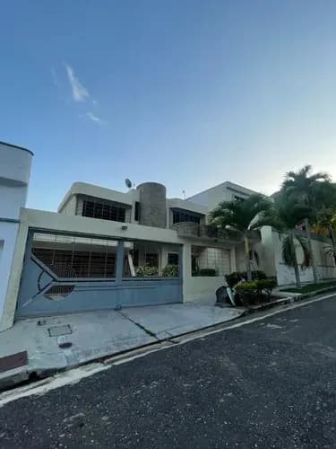 Casa Moderna En Venta En Urb Prebo 3 Ls