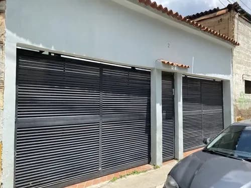 Casa En Venta En Prados De Maria