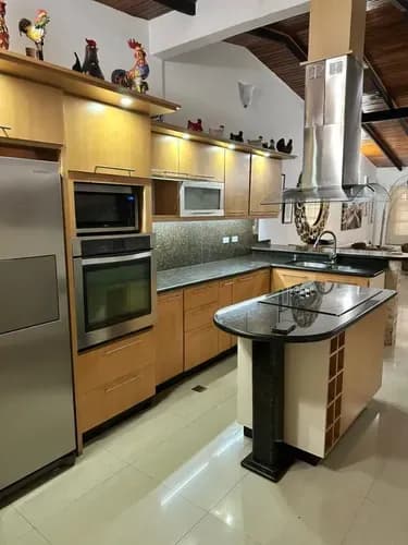 Veracasa Inmobiliaria Vende Casa En El Conj Resd Valle De Oro Resd El Zaguán San Diego L/firma Cs-2