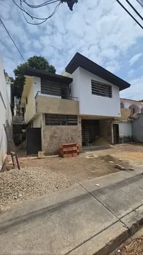 Casa Comercial En Valencia Campo Alegre Calle Comercial