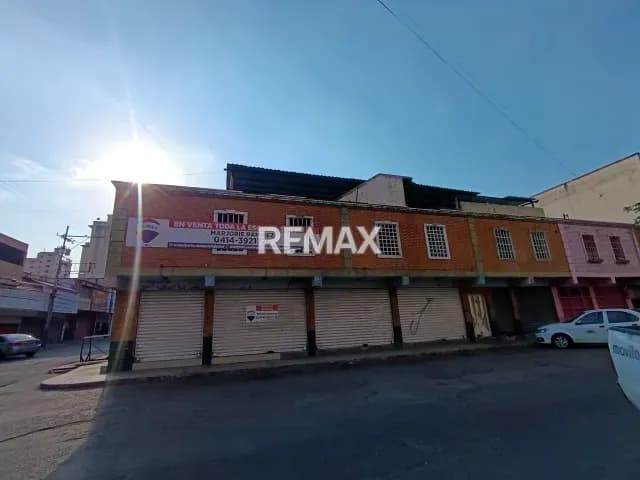 LOCAL CALLE LOPEZ AVELEDO