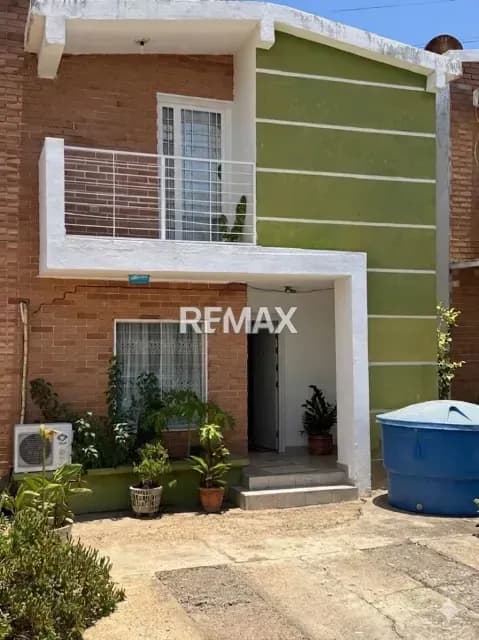 Espectacular townhouse en venta en la Puerta Maraven