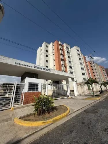 Acogedor Apartamento En Mañongo Residencias Puerta Real Ii