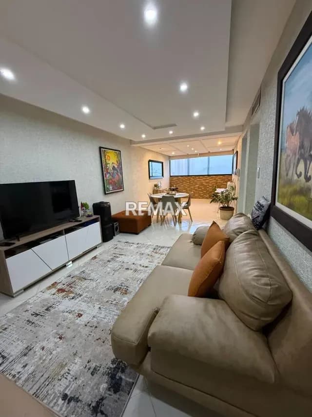 Apartamento en Mañongo con pozo de agua y planta electrica