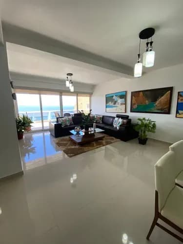 Conjunto Residencial El Vigía, Su Refugio En La Caranta De Pampatar. Descubre La Perfección De Vivir Cerca Del Mar, En Este Majestuoso Apartamento De 200 M2.
