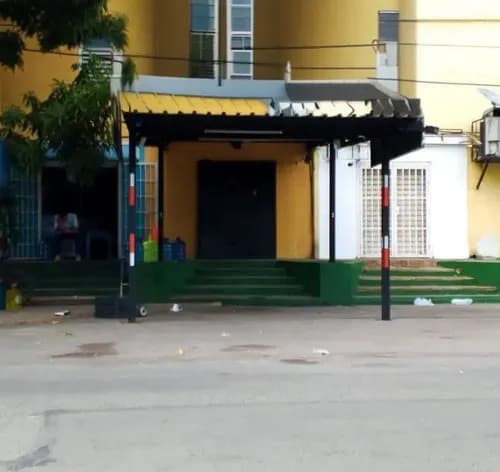 G.r. Inmob. Inv. Degemajo Vende Apartto En P. Baja La Isabelica Con **3 Locales Comerciales**