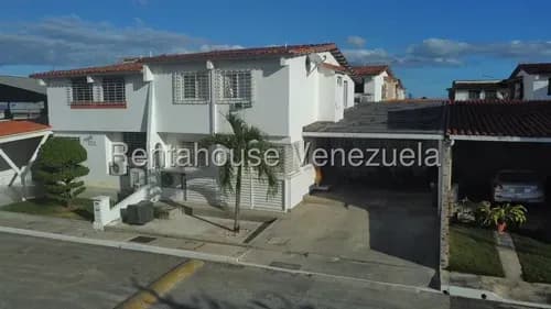 Venta Casa Moderna Remodelada Con Acabados De Lujo Y Cuarzo En Cabudare Urb Canas Verdes,lara Asesora Mehilyn Perez