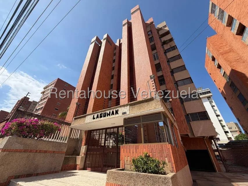 Apartamento (1 Nivel) en Venta en La Lago, Zulia
