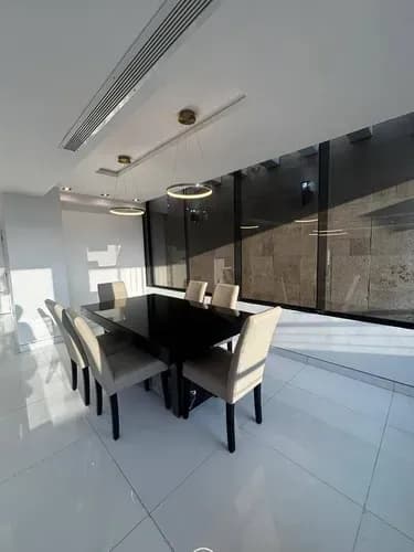 Rosaura Isla Hermoso Penthouse En Urb. Las Chimeneas Con Inversor Cod 316564
