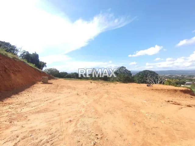 VENTA TERRENO PARA PROYECTO LA MATA CABUDARE