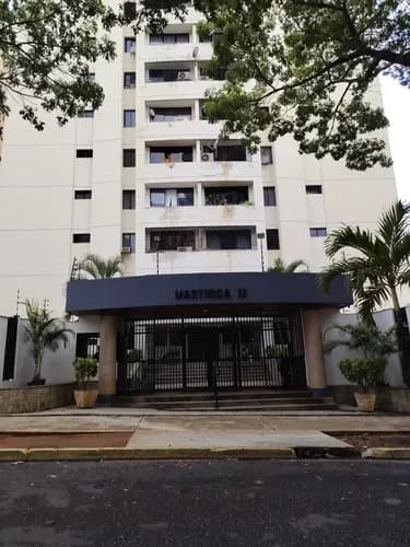 Apartamento En Venta En Valles De Camoruco, Valencia Carabobo// Pedro López