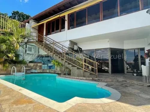 Casa En Venta En Colinas De Santa Monica Piscina Jardin Aire Central Precio Negociable