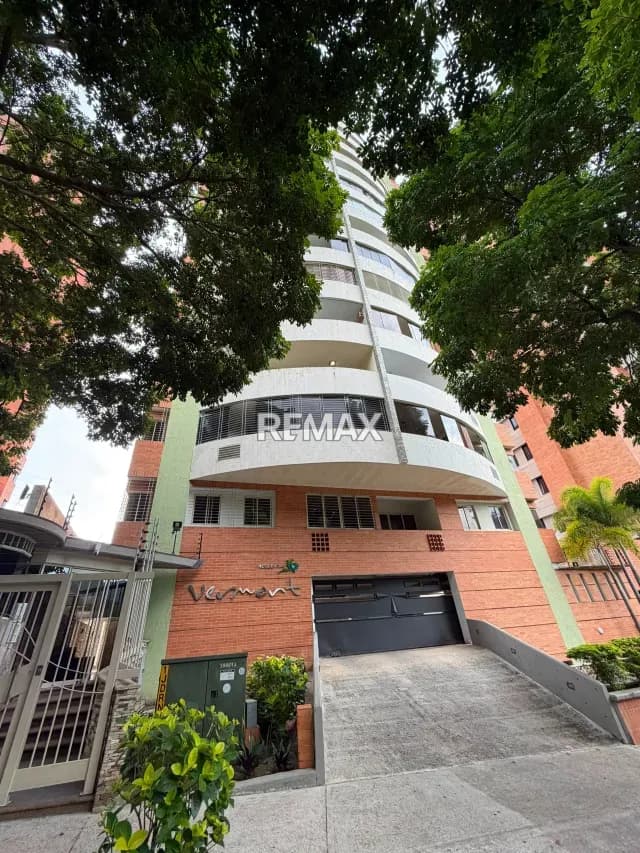 En venta hermoso apartamento a estrenar en La Trigaleña Resd. Vermont