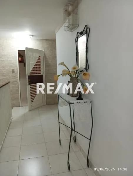 PH EN VENTA AMPLIO Y MUY ILUMINADO LOMAS DEL ESTE 170 m2