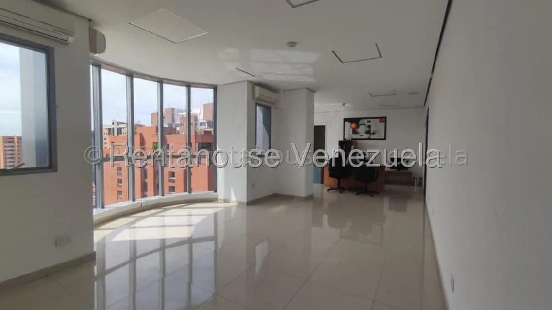 Comercial (Oficina) en Alquiler en Nueva Segovia, Lara