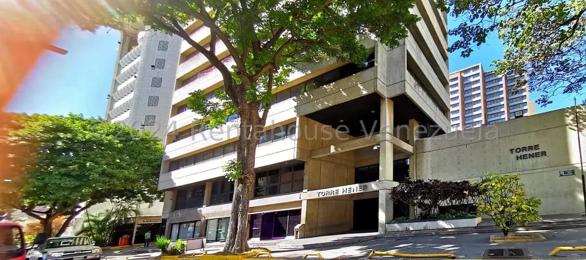Comercial (Local Comercial) en Venta en El Rosal, Distrito Metropolitano