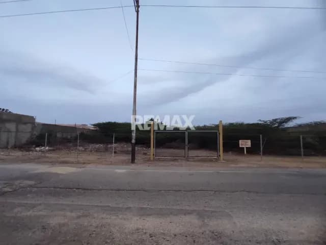 Terreno en Venta, Av. General Pelayo, Puerta Maraven