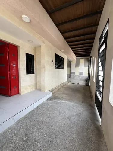 Np Moderna Casa En Las Quintas De Naguanagua En Venta Código 30785