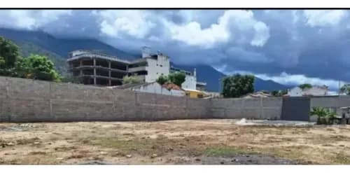 Se Vende Terreno Comercial Totalmente Plano Limpio A Pie De Calle