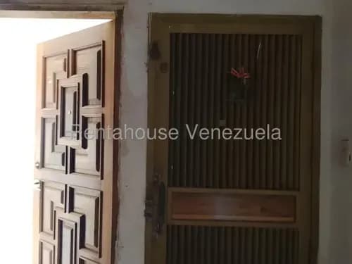 Apartamento En Barbula Naguanagua En Venta 26-18990