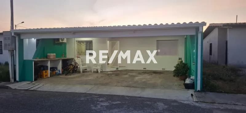 Casa en Venta urbanización Miraflores - Araure