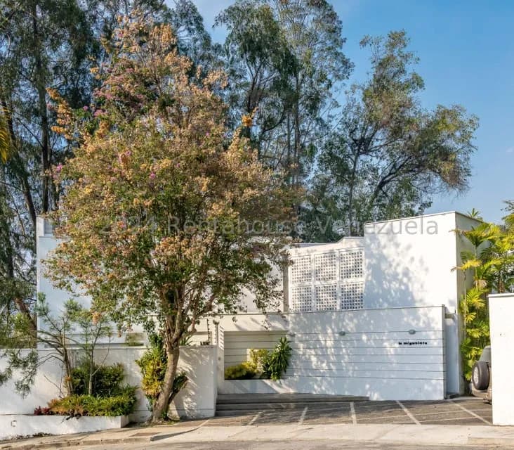 Casa (Duplex) en Venta en Los Naranjos del Cafetal, Distrito Metropolitano