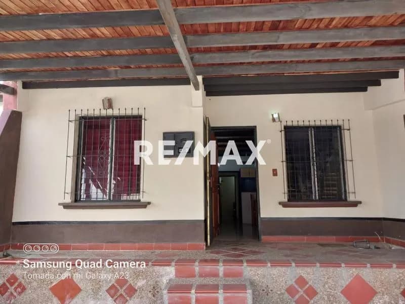 Casa en Alquiler Urbanizacion Roca Terra II - Cabudare