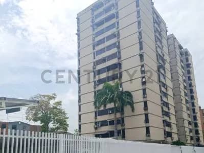 Alquile cómodo apatamento amoblado. Urbanización San Jacinto. Maracay