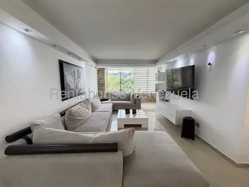Excelente Amplio Apartamento Remodelado En El Cigarral 2619586 Ijp