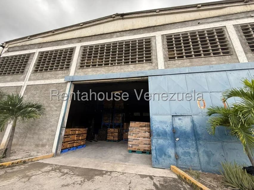 Comercial (Galpon - Deposito) en Venta en Guatire, Miranda
