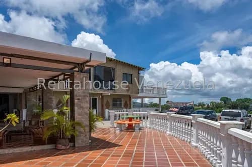 Kc.g. #25-7270 Hermosa Casa En Venta Ubicada En San Antonio De Los Altos, Urb. Colinas De San Antonio