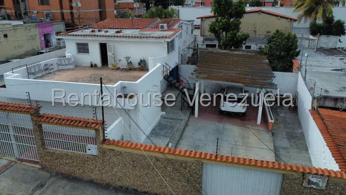 Casa (Duplex) en Venta en Zona Este, Lara