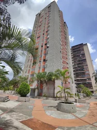 Yb Se Ofrece En Venta Bello Apartamento En San Martin #26-21662