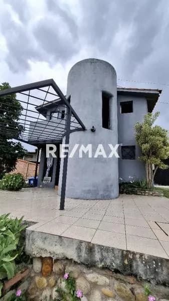 SE VENDE CASA EN ARJONA