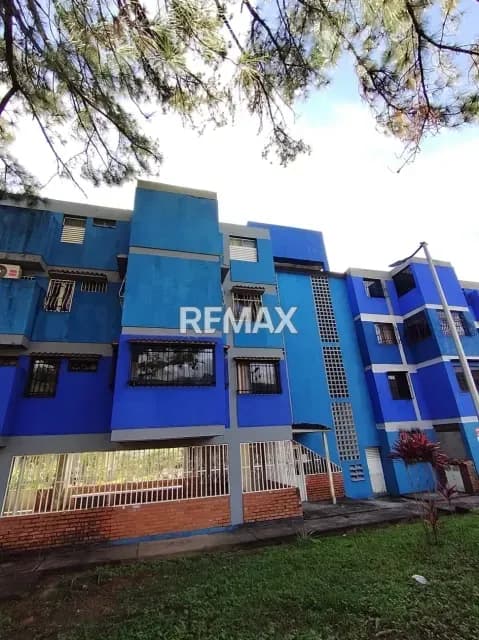 Vendo Bello Apartamento con Acabados Modernos Ubicado en la Unidad Vecinal