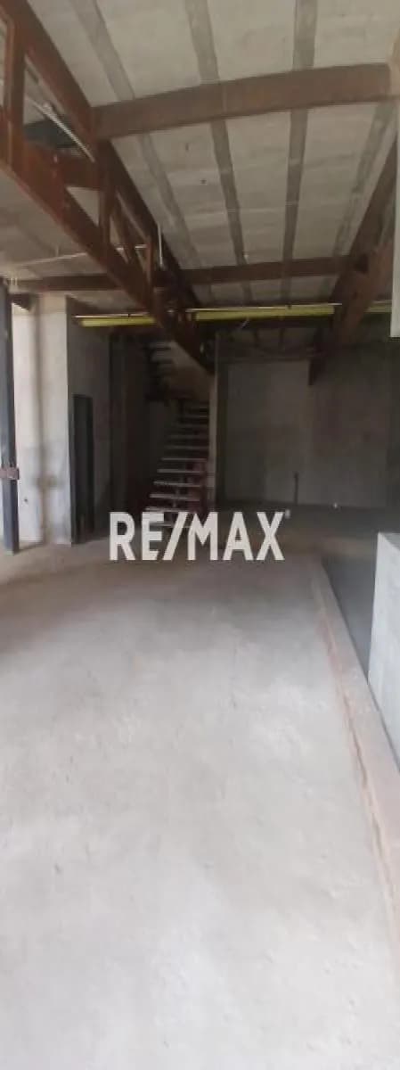 Casa en Venta en Av Alfaragua en obra gris