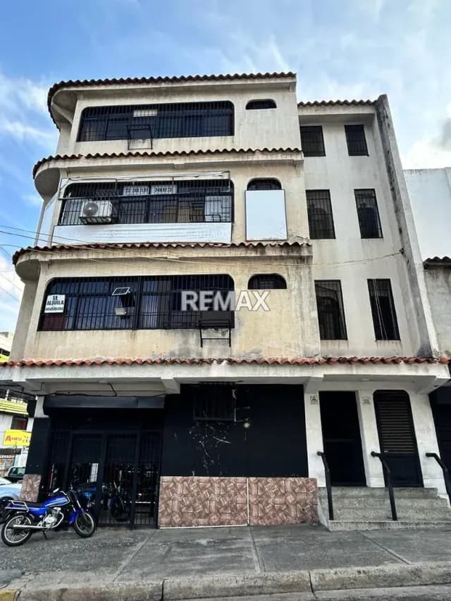 ALQUILER DE LOCAL COMERCIAL