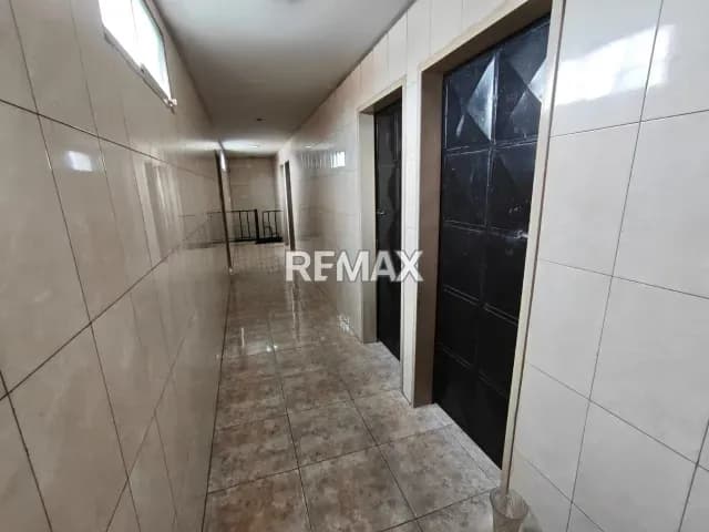 EN VENTA PROPIEDAD COMERCIAL UBICADA CARRERA 23 ENTRE 22 Y 24, BARQUISIMETO