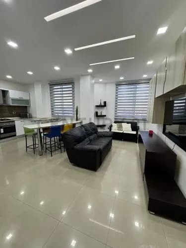 Apartamento En Alquiler En Lecheria Edif Kathy Ii, Calle Arismendi