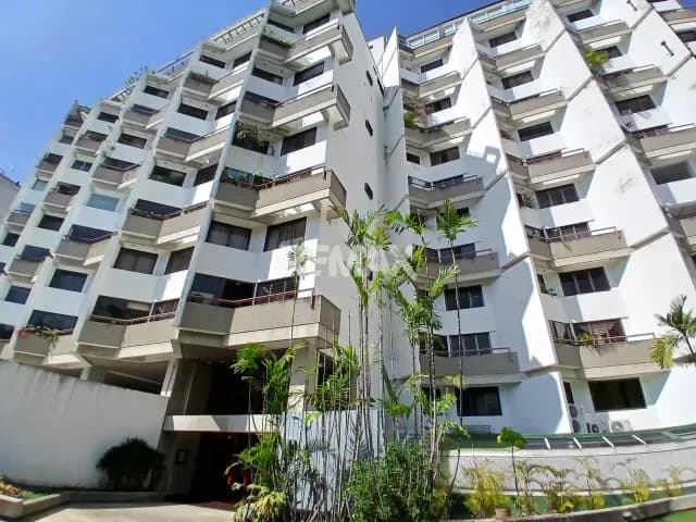 Apartamento en los Palos grandes