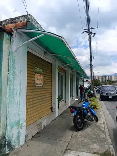 (jv) Local En Venta Av Principal Quintas De Naguanagua