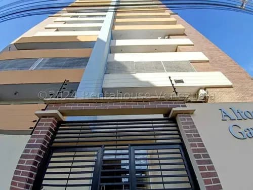 Apartamento Moderno Al Este: 3 Habitaciones, Agua Constante, 2 Puestos Y Proyecto De Planta @eloisabermudez.rah